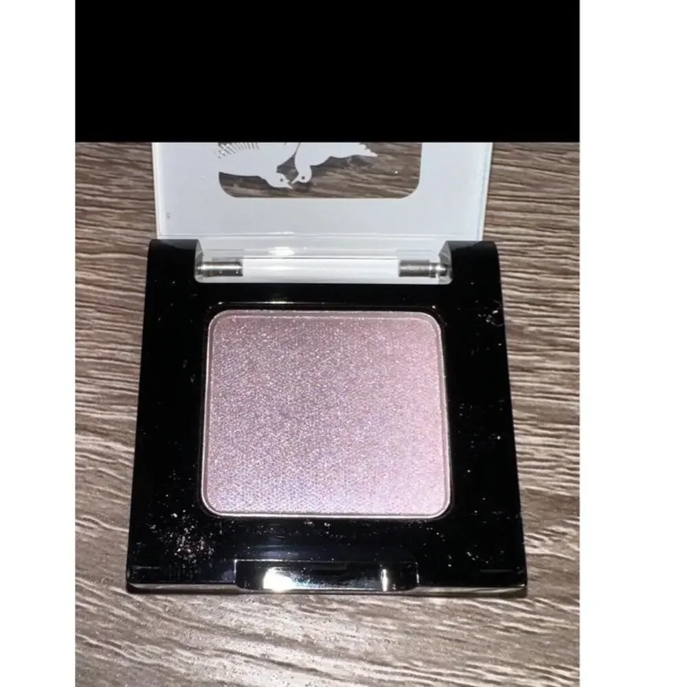 Benefit cosmetics Gimme Some Plum eyeshadow‎ shadow eye
